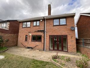 Rear- click for photo gallery